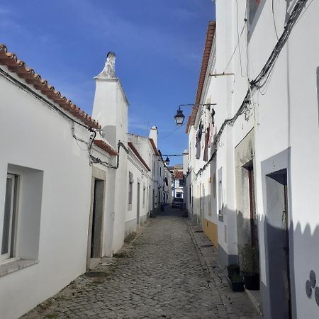 エヴォラCasa Da Tia Martaアパートメント エクステリア 写真